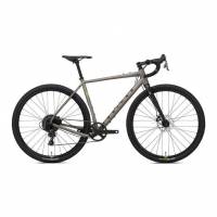 Vélo gravel hybride RAG+ 3 700X45C (Gris) Ns Bikes - Tailles M et L à 899.99 €