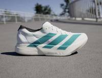 Adidas adios pro 4 à 149.4 €