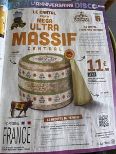 Fromage Cantal A.O.P entre deux, au lait cru - 1kg - Sélection de magasins en Occitanie à 11.9 €