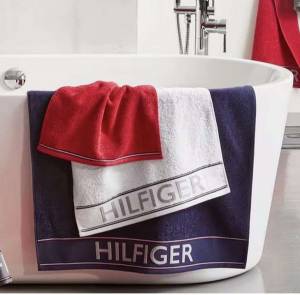 Sélection de serviettes Tommy Hilfiger - ex: ensemble de 2 serviette de toilette et douche - plusieurs coloris à 24.99 €