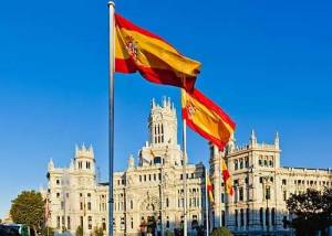 Vol Aller / Retour - Paris (BVA) <--> Madrid (MAD) du 04 au 13 Décembre - Petit bagage à main à 41.98 €